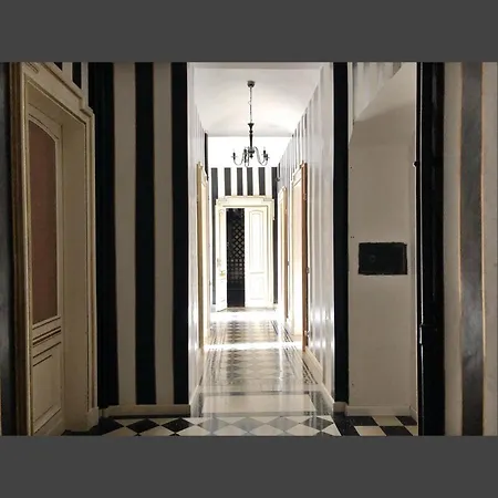 Civico Sette Apartment *